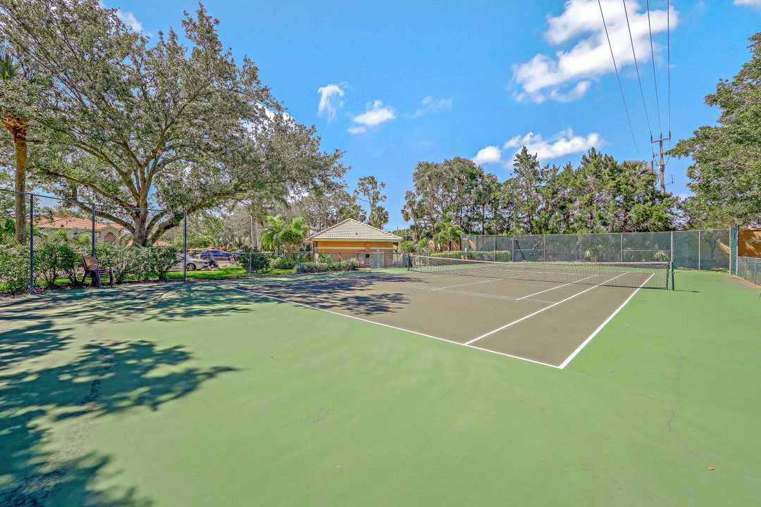 28080 Cavendish Ct #2004, Bonita Springs, FL 34135