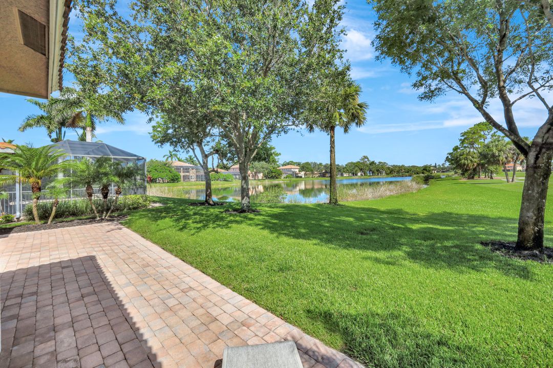 1574 Double Eagle Trail, Naples, FL 34120
