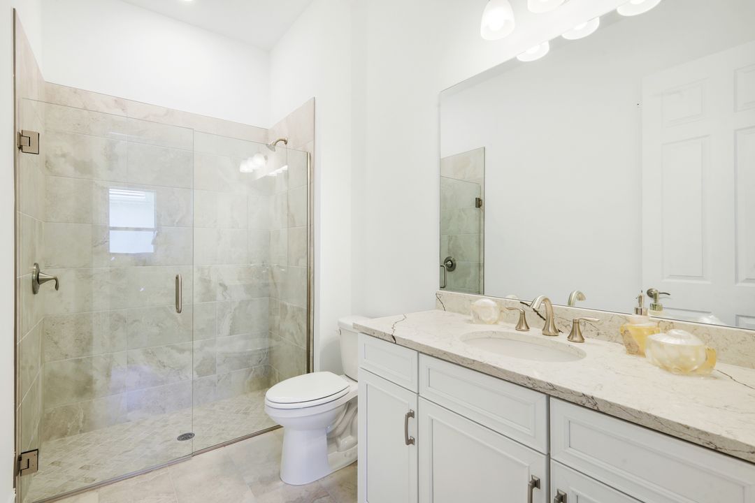 28105 Captiva Shell Lp, Bonita Springs, FL 34135