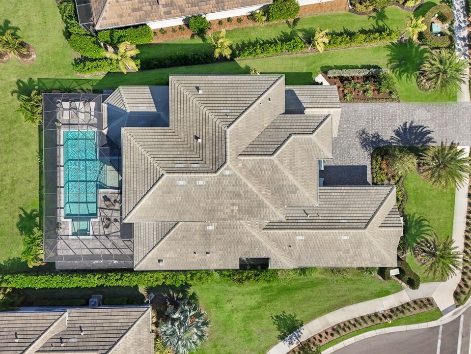 6273 Negril Isle Dr, Naples, FL 34113