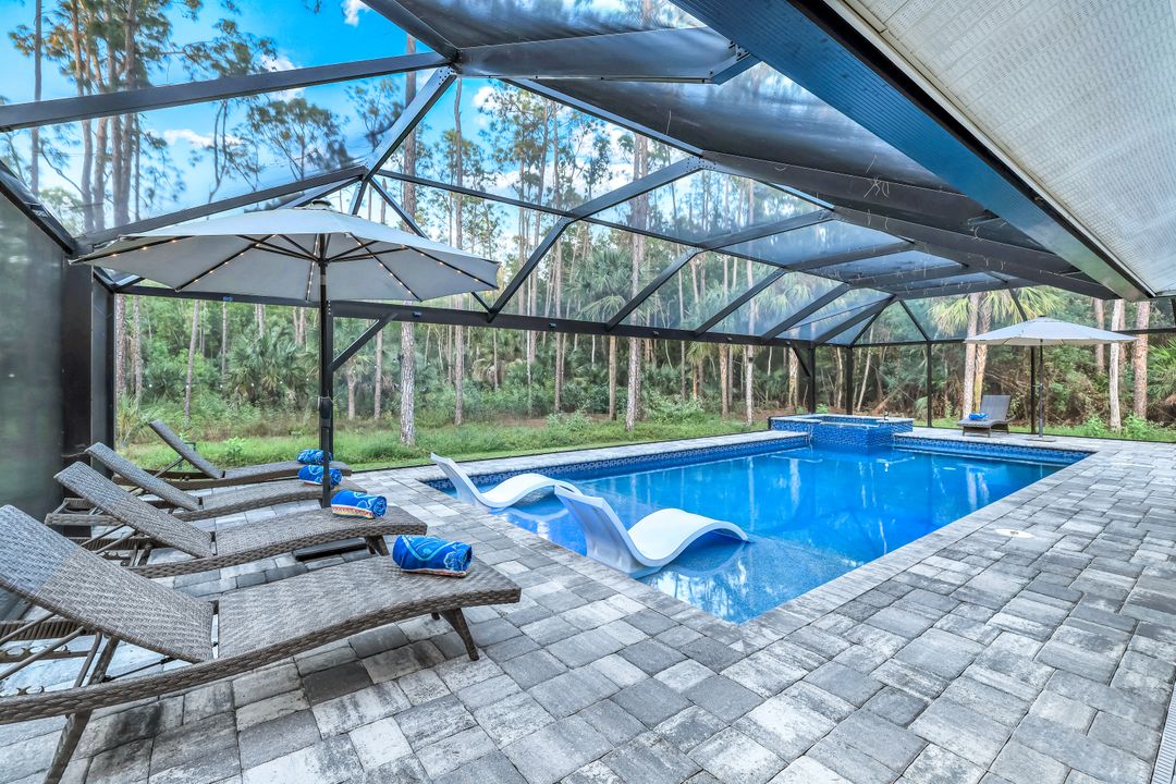 6641 Golden Gate Pkwy, Naples, FL 34105