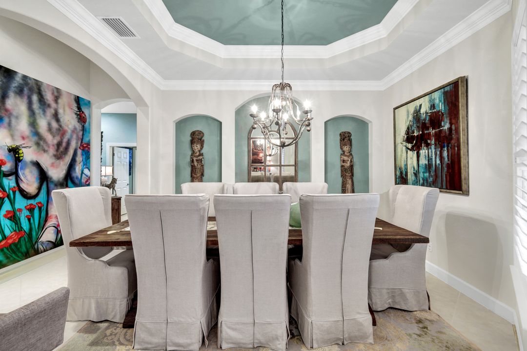 9784 Nickel Ridge Cir, Naples, FL 34120