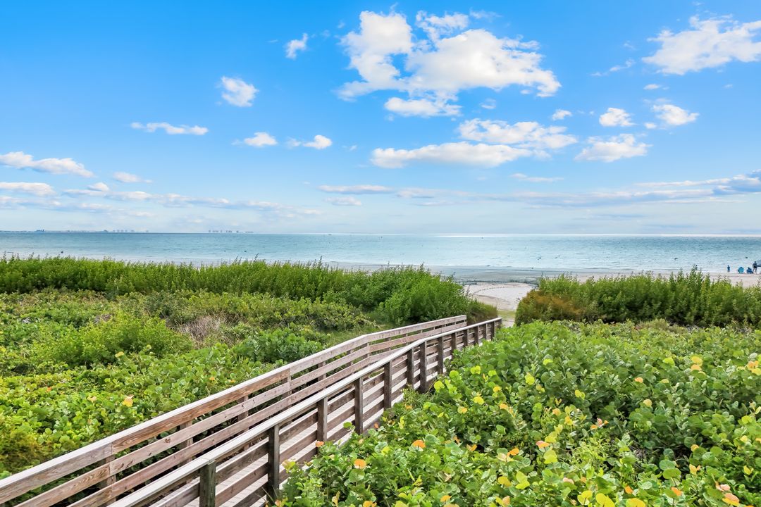1401 Middle Gulf Dr #T 401, Sanibel, FL 33957