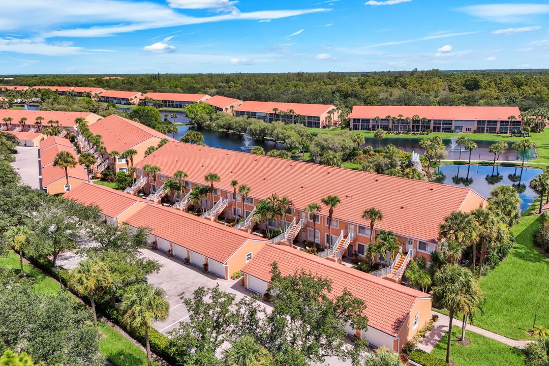 6720 Beach Resort Dr #10, Naples, FL 34114