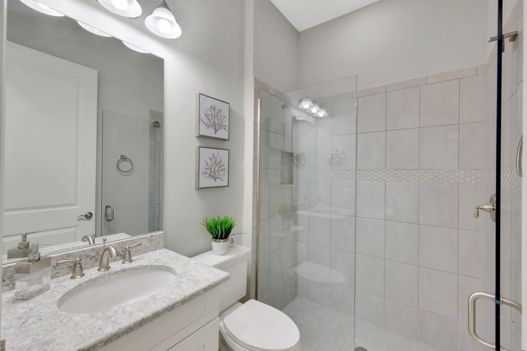 19711 Estero Pointe Ln, Fort Myers, FL 33908