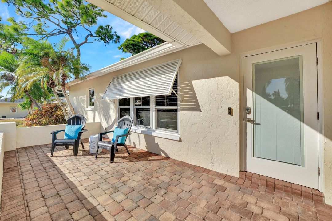 173 7th St, Bonita Springs, FL 34134