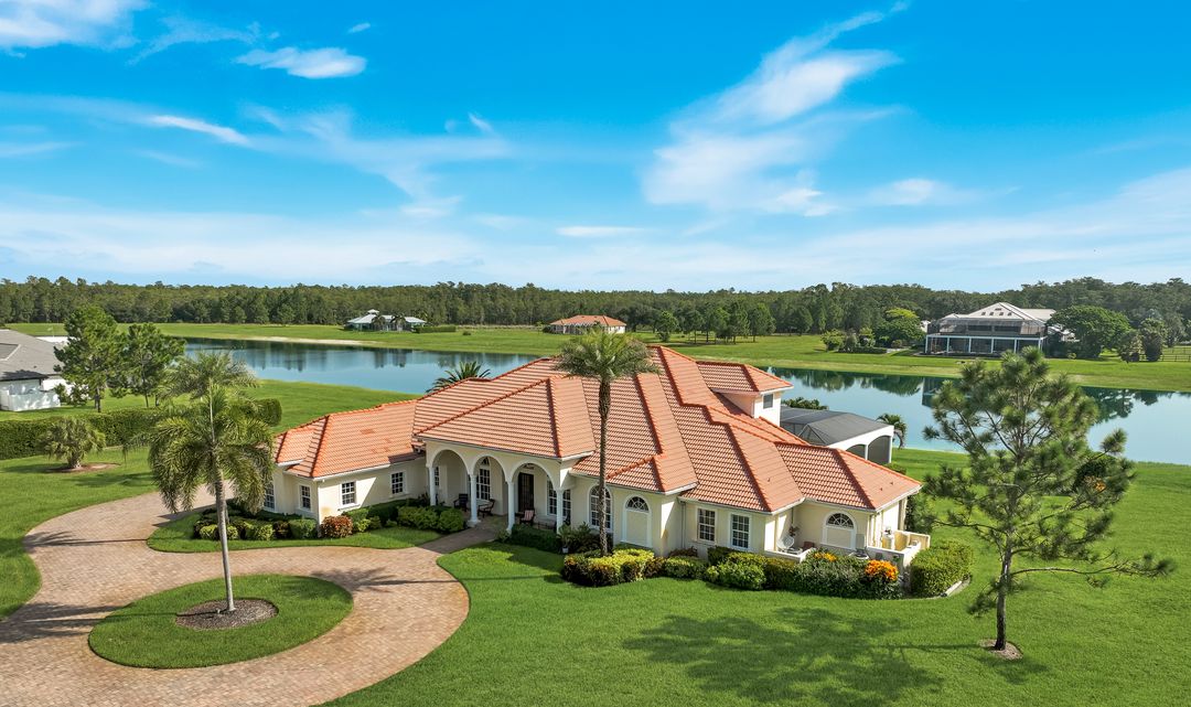 20301 Barefoot Ski Blvd, Estero, FL 33928