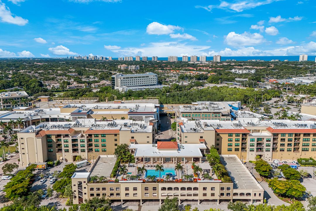9123 Strada Pl #7201, Naples, FL 34108