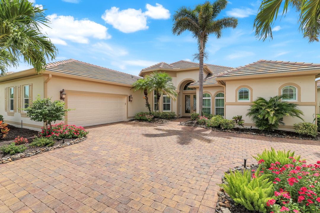 9380 Slate Ct, Naples, FL 34120