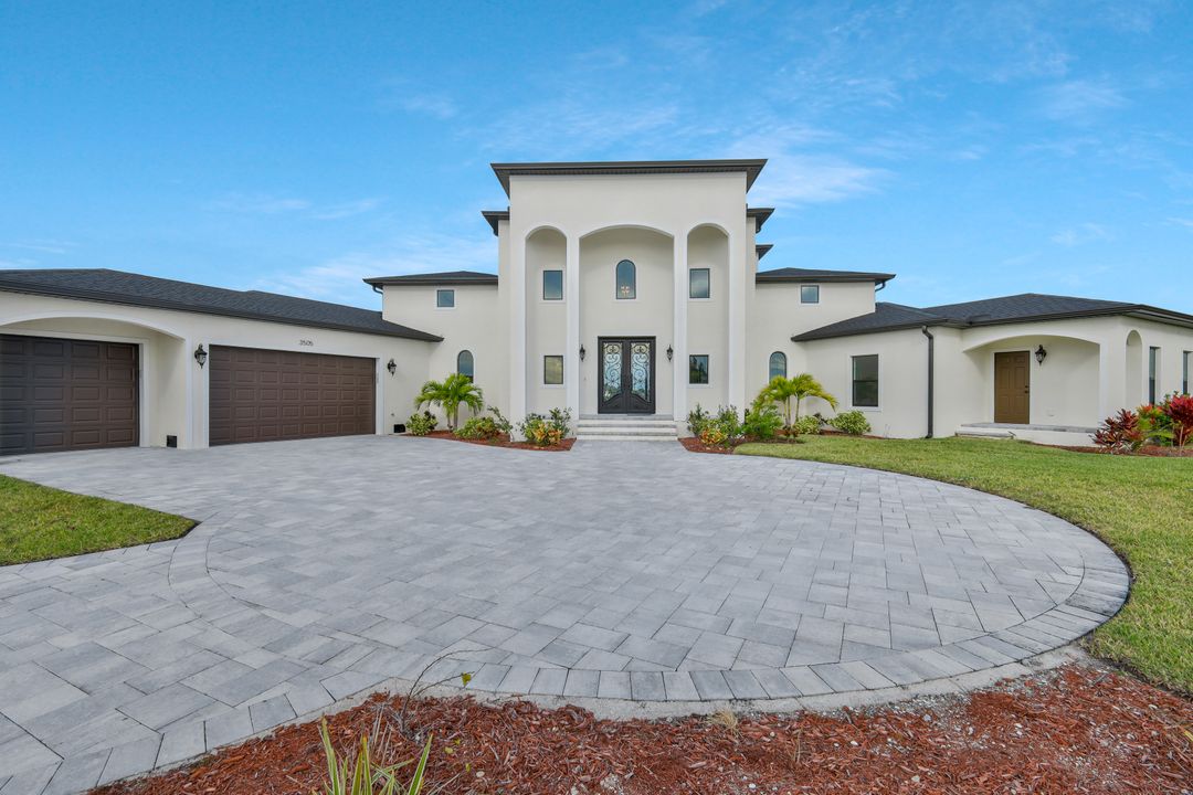 3505 NW 44th Ave, Cape Coral, FL 33993
