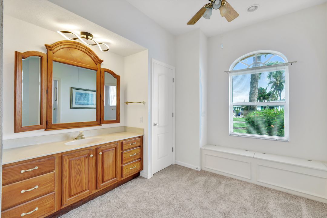 2197 Havana Ave, Fort Myers, FL 33905