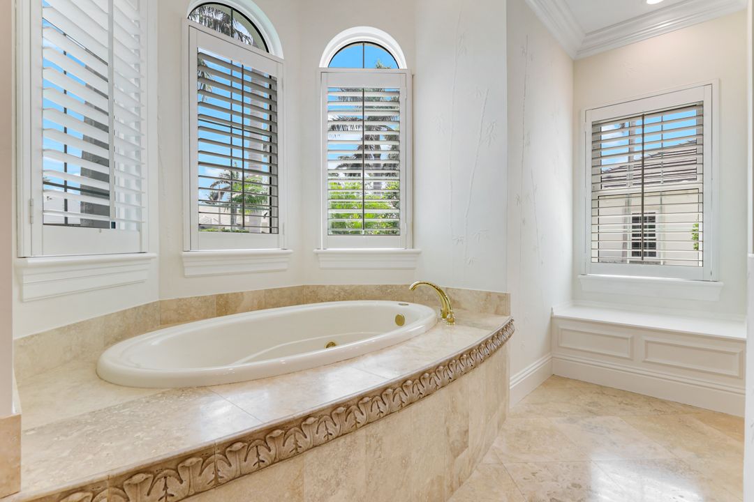 384 Mooring Line Dr, Naples, FL 34102