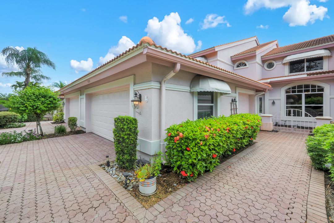 11594 Quail Village Way, Naples, FL 34119