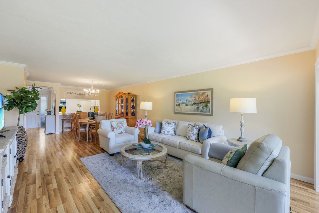 940 Palm View Dr #115, Naples, FL 34110