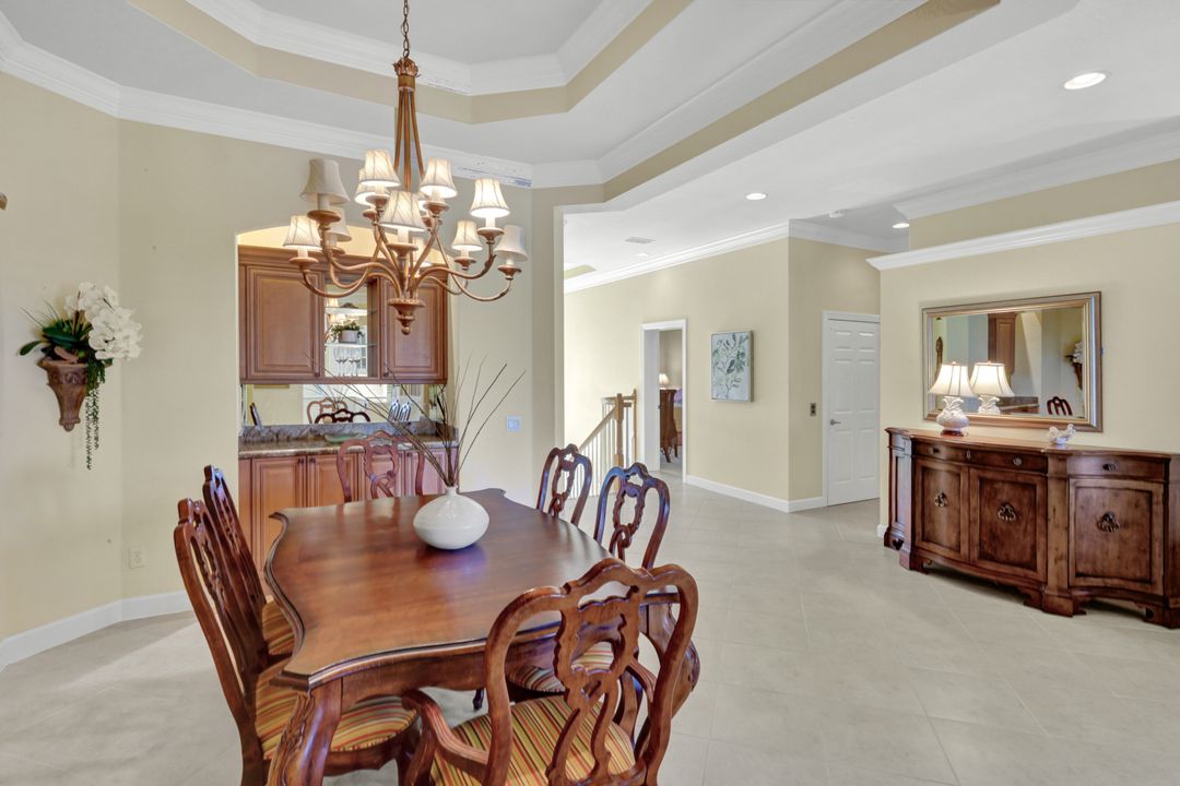 9560 Cypress Hammock Cir #202, Estero , FL 34135