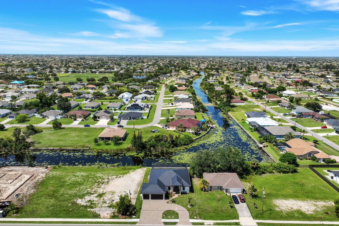 2617 Ceitus Pkwy, Cape Coral, FL 33991