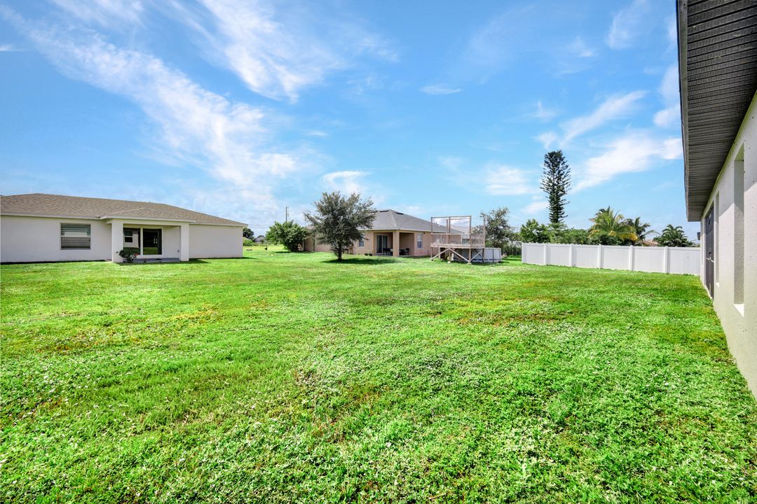 216 NW 9th Terrace, Cape Coral, FL 33993