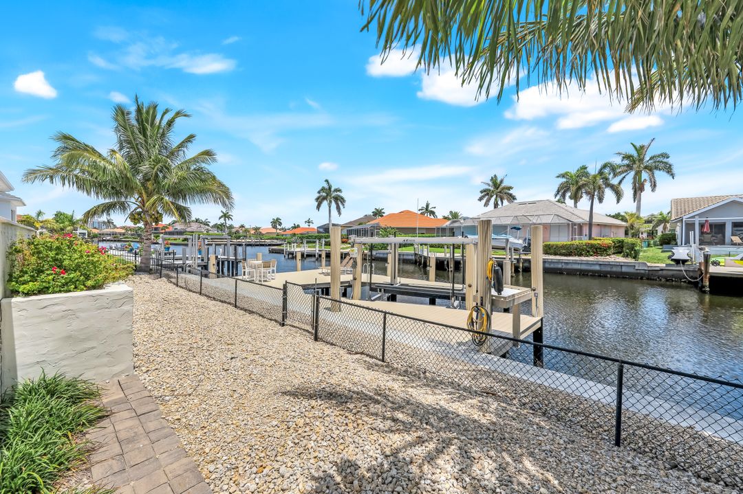 1048 Cottonwood Ct, Marco Island, FL 34145