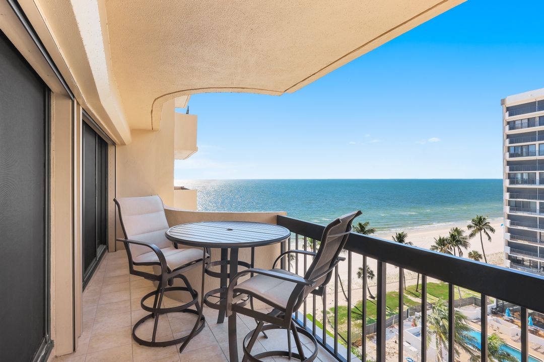 4001 Gulf Shore Blvd N #902, Naples, FL 34103