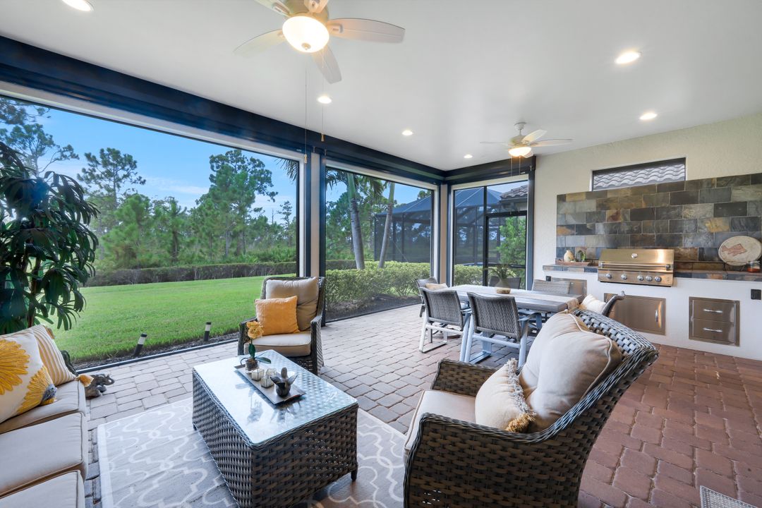 19711 Estero Pointe Ln, Fort Myers, FL 33908