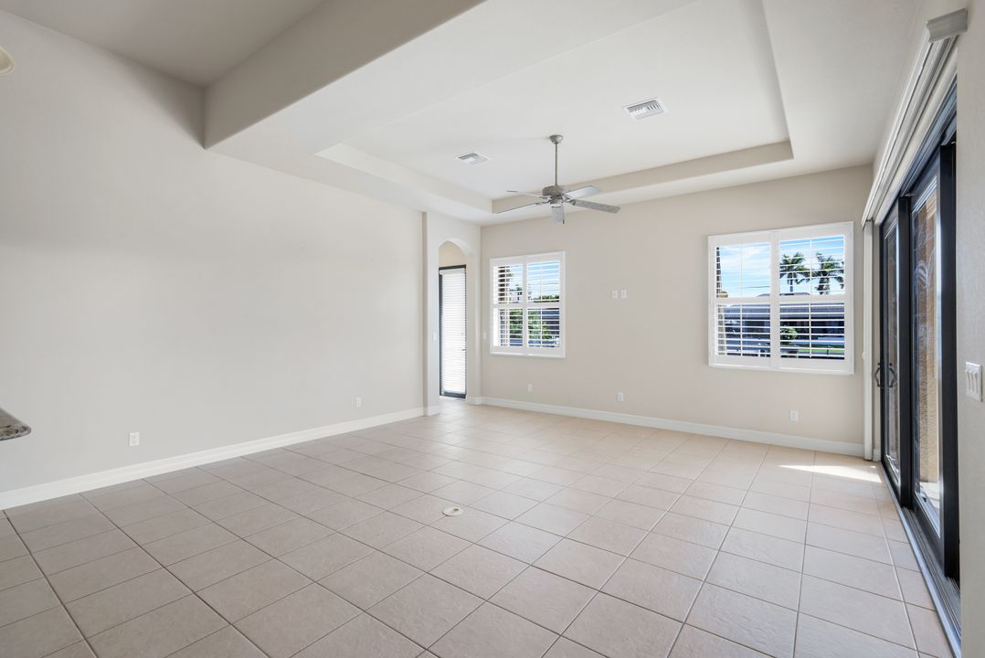 3939 SW 27th Ct, Cape Coral, FL 33914