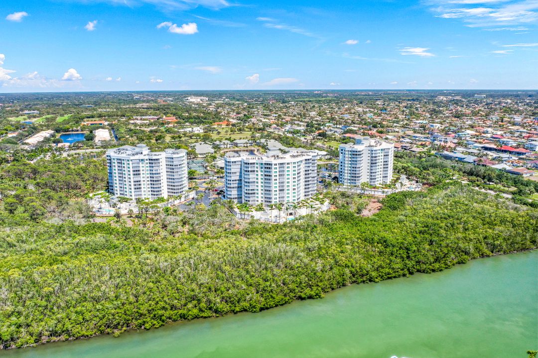 315 Dunes Blvd #1105, Naples, FL 34110