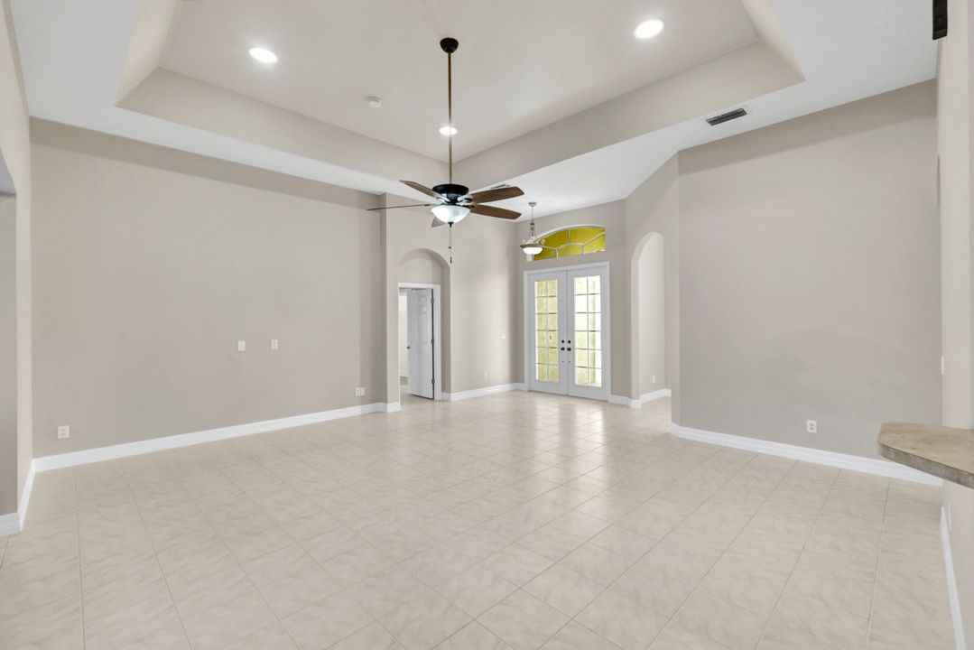3917 SW 20th Pl, Cape Coral, FL 33914