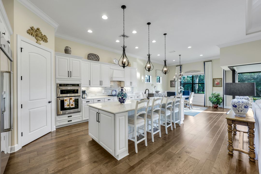 9328 Surfbird Ct, Naples, FL 34120