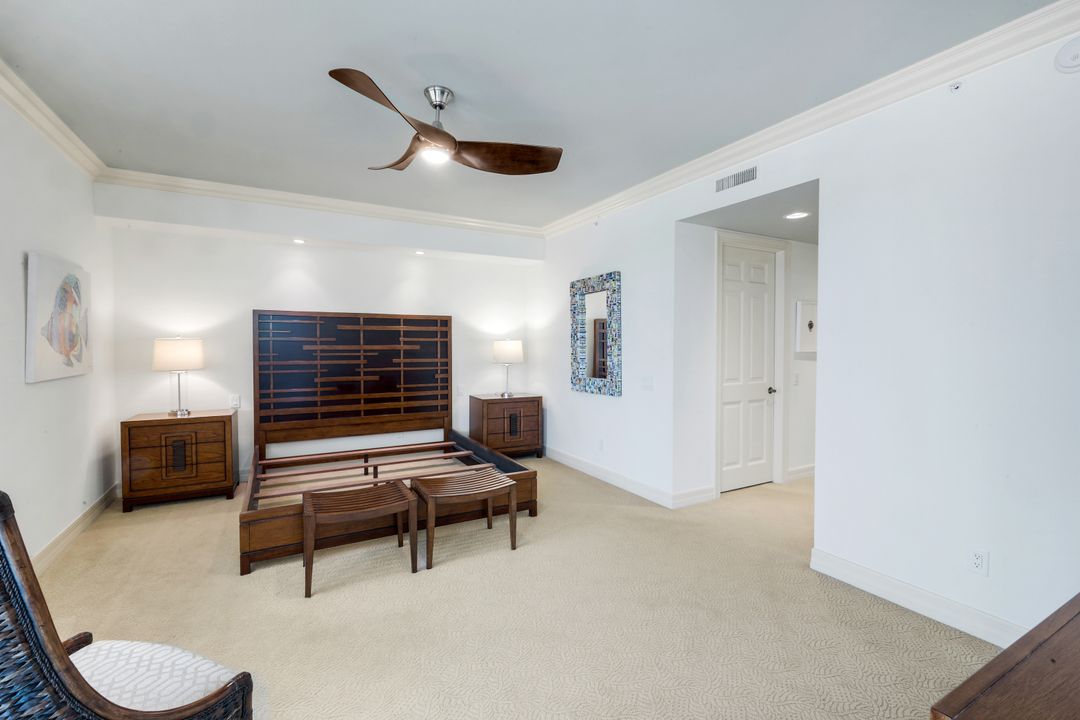 295 Grande Way #104, Naples, FL 34110