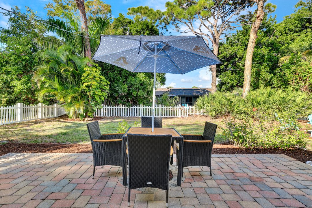 173 7th St, Bonita Springs, FL 34134