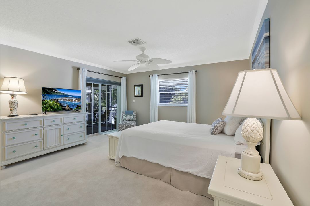 4126 Belair Ln #B10, Naples, FL 34103