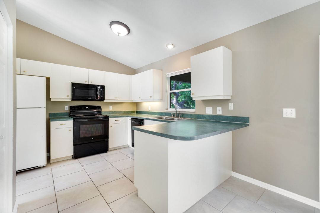 8072 Cypress Dr S, Fort Myers, FL 33967