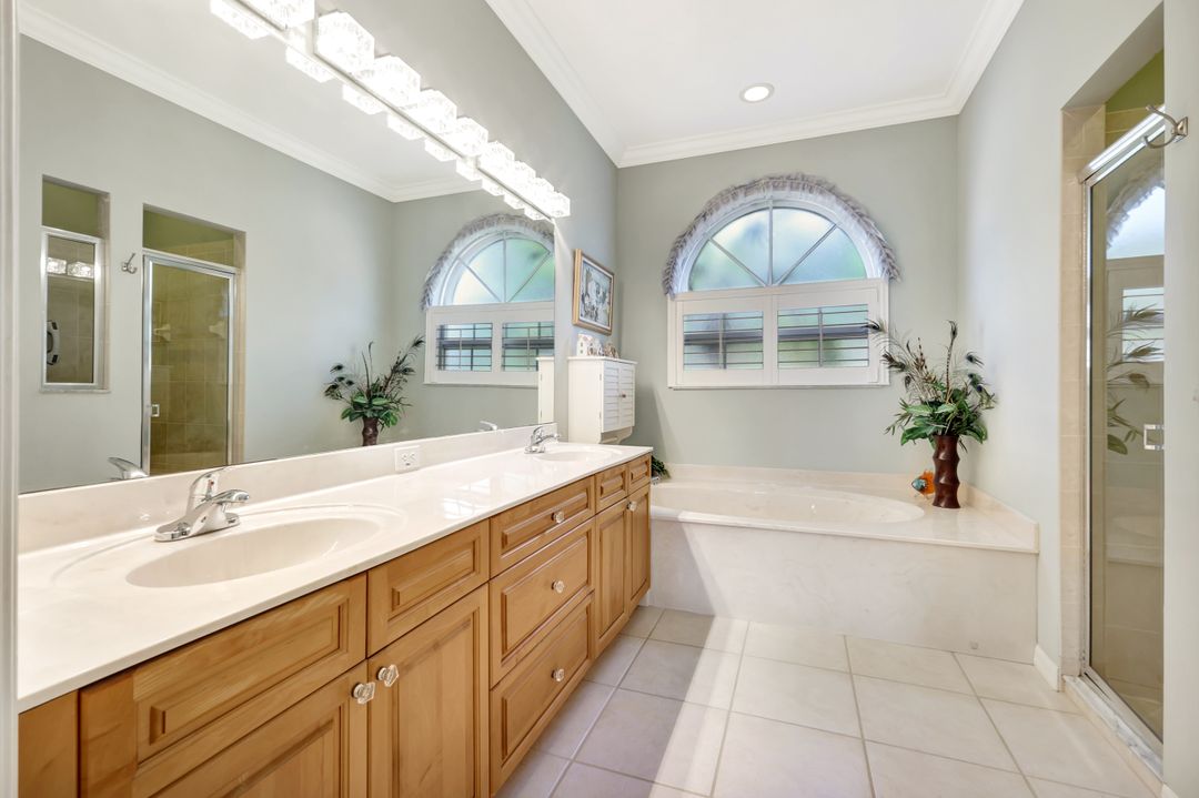 9471 Cedar Creek Dr, Bonita Springs, FL 34135