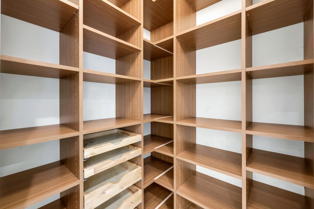 2040 Tarpon Bay Dr N #201, Naples, FL 34119