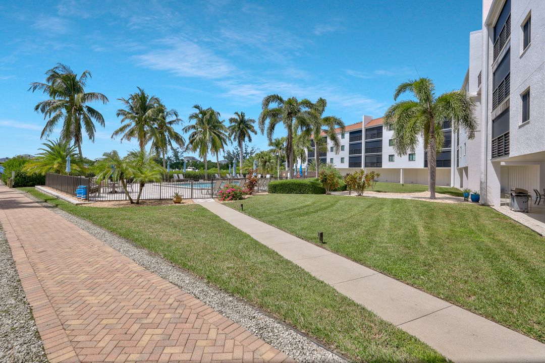 226 3rd St #206, Bonita Springs, FL 34134