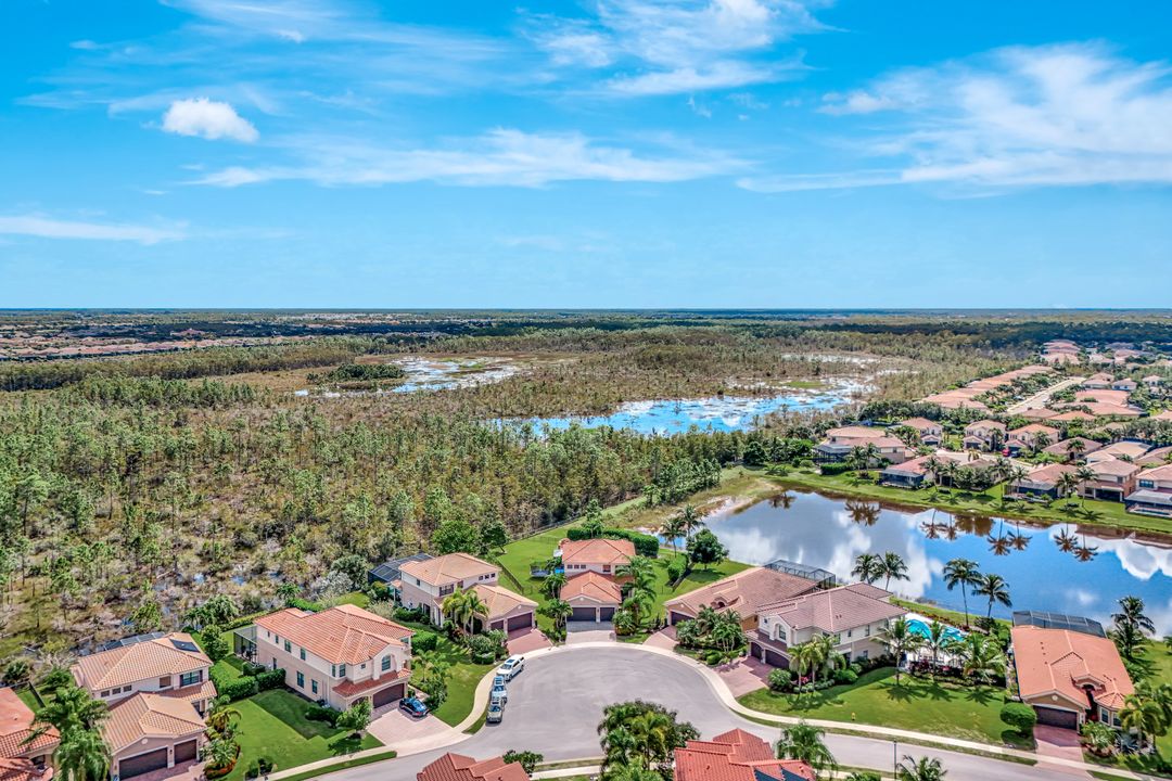 2750 Cinnamon Bay Cir, Naples, FL 34119