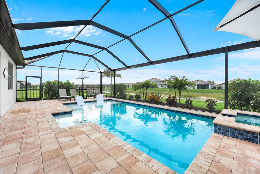 11243 Canopy Loop, Fort Myers, FL 33913