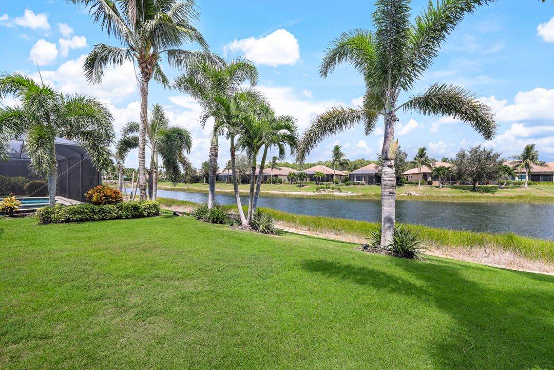 9096 Isla Bella Cir, Bonita Springs, FL 34135