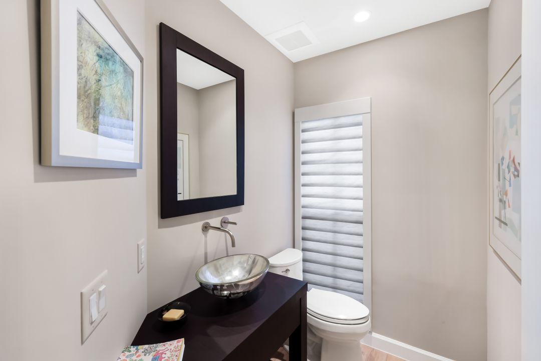 353 Carlton Pl, Naples, FL 34108