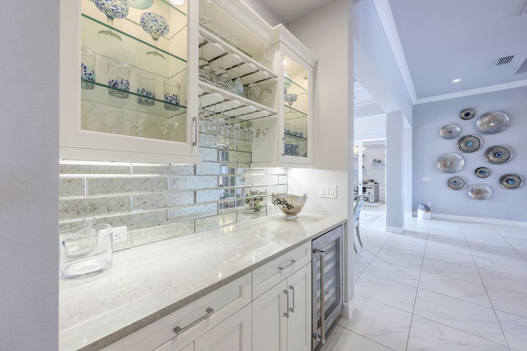 6215 Union Island Wy, Naples, FL 34113