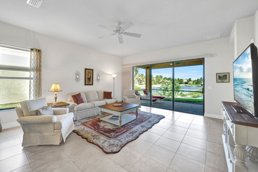 13466 Sumter Ln, Naples, FL 34109