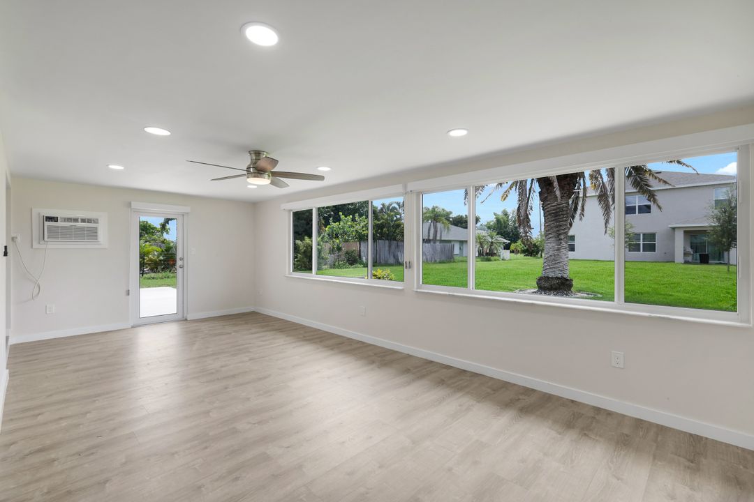 1202 SE 14th Terrace, Cape Coral, FL 33990