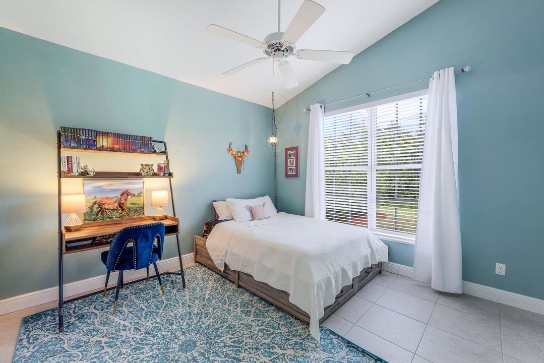 3611 1st Ave NW, Naples, FL 34120