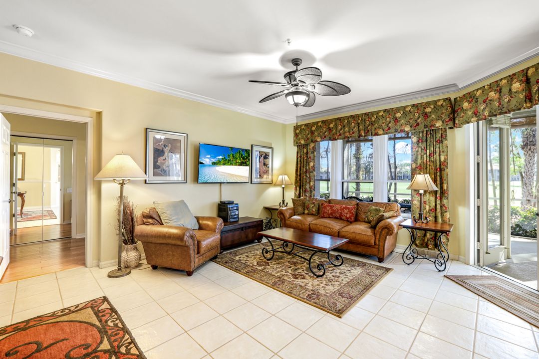 8490 Danbury Blvd #104, Naples, FL 34120