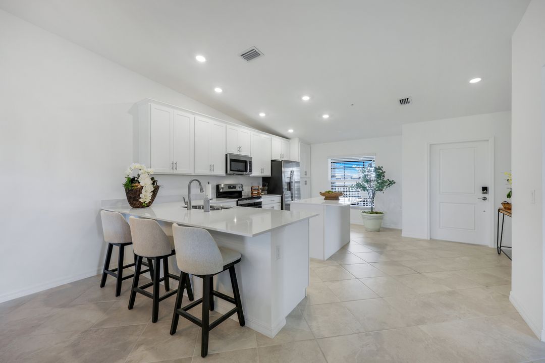 5454 Double Eagle Cir #3321, Ave Maria, FL 34142