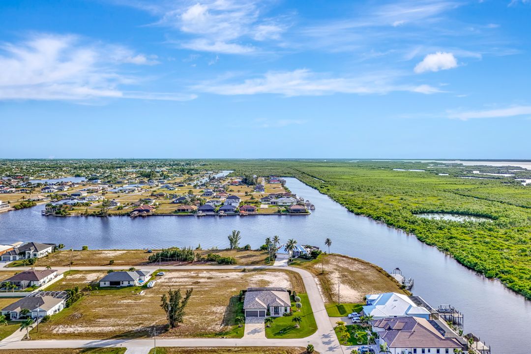 4636 NW 33rd Ln, Cape Coral, FL 33993