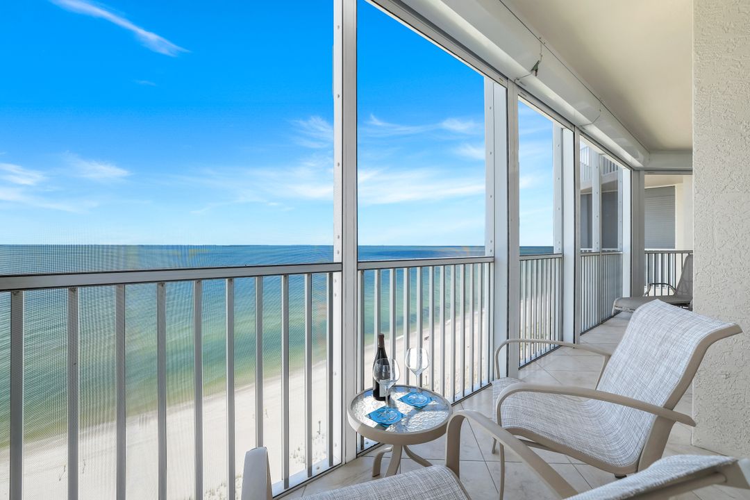 9577 Gulf Shore Dr #801, Naples, FL 34108