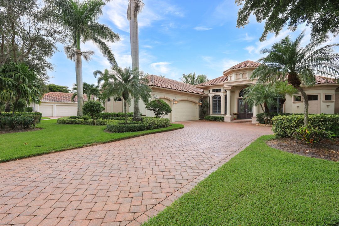 10550 Glen Lakes Dr, Estero , FL 34135