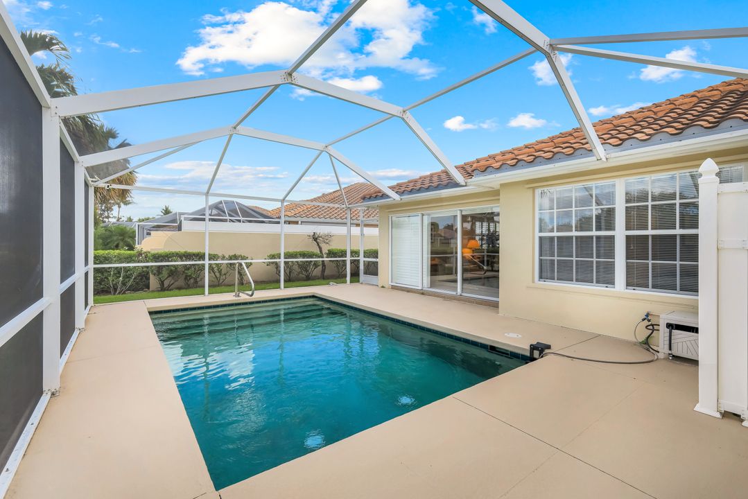 3077 Futuna Ln, Naples, FL 34119