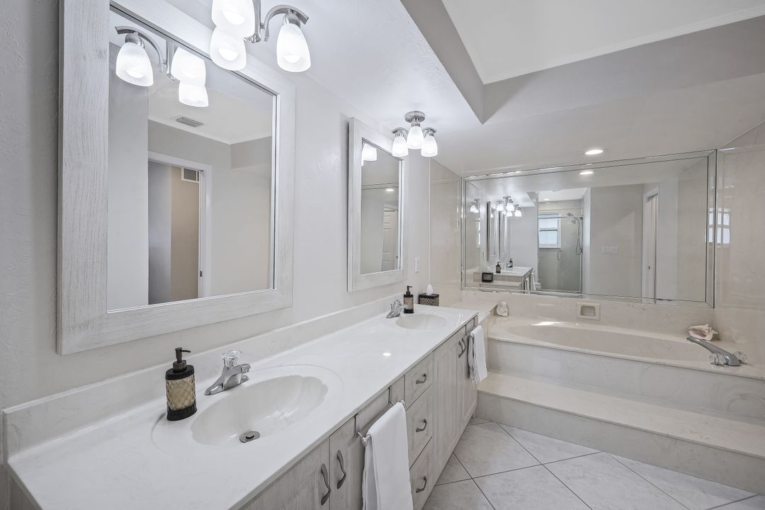 1129 Dana Ct, Marco Island, FL 34145